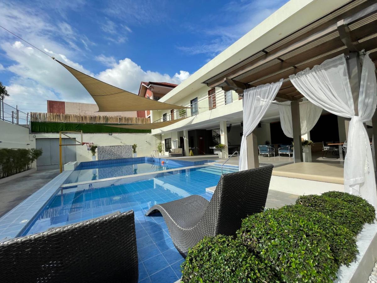 Ezekiel'S Private Hot Spring Resort Calamba  Extérieur photo