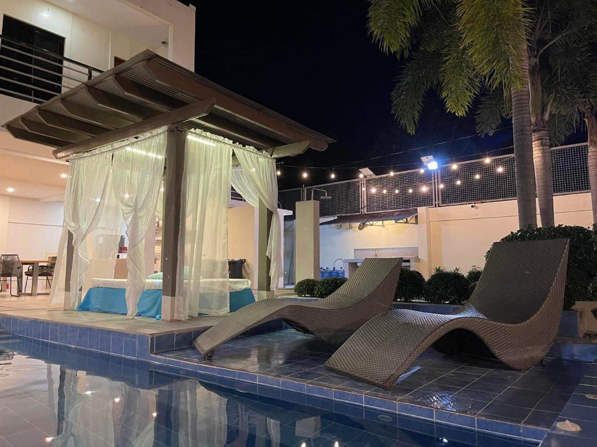 Ezekiel'S Private Hot Spring Resort Calamba  Extérieur photo